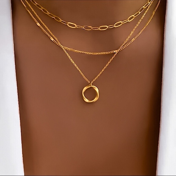 🔵𝟲𝟱%𝗢𝗙𝗙 𝗯𝘂𝗻𝗱𝗹𝗲𝘀 𝟯+🔵 NEW 3 Layered Gold Geometric Necklace - Picture 4 of 8